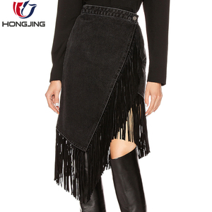 <span class=keywords><strong>Gonna</strong></span> Avvolgente in Denim Nero con <span class=keywords><strong>Frange</strong></span> in Camoscio e Orlo Asimmetrico - Product Image 6