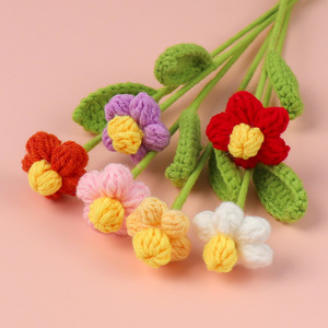 Ramo di fiori a sbuffo all'uncinetto con foglie all'ingrosso di fiori in lana artificiale lavorato a maglia regali - Product Image 1