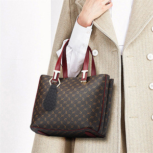 Clip magnétique multifonctionnel en cuir PU pour chapeau, pince de rangement de voyage extérieure type bec de canard - Product Image 4