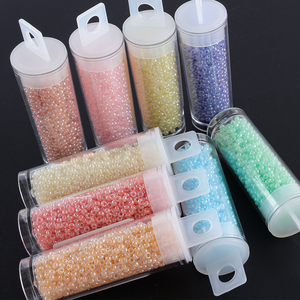 하이 퀄리티 10 그램 크림 색상 2mm 씨앗 구슬 DIY 보석 만들기 액세서리 유리 씨앗 구슬 11/0 - Product Image 1