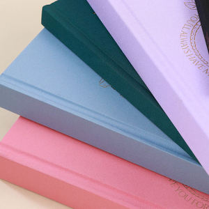 Impresión de Libros de Tapa Dura con Tela de Lino de Lujo Personalizada, Bordes Dorados con Lámina de Oro en Relieve, Edición Especial - Product Image 6