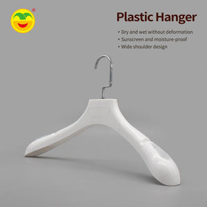 滑り止め服ハンガー大人用強い布カスタムロゴスーツプラスチックハンガーワードローブ用金属フック付き - Product Image 2