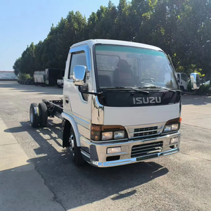 Camion de fret ISUZU NKR Euro 3 4T d'occasion - Nouveau véhicule de transport logistique avec carrosserie neuve - Product Image 1
