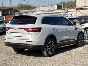 SUV Diesel Automatique 4x4 QM6 Blanc 2017 de Qualité Coréenne Supérieure avec Sièges Ventilés et Cabine Silencieuse - Product Image 2