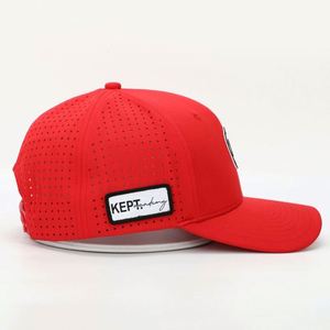Gorra de Béisbol Personalizada para Hombre, de 6 Paneles, Estructurada, Roja, de Poliéster Impermeable, con Perforaciones Cortadas a Láser, Parche de Goma de PVC, Gorras Deportivas - Product Image 4