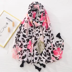Manufacturer Newest Design Ladies Soft Cotton Viscose Scarves Long Beach Shawls Stylish Pink Leopard Printed Scarf Women Cotton