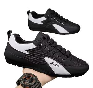 Zapatos Casuales de Cordones para Hombre a la Moda - Calzado Cálido con Plantilla de PU Hecho en China, Nuevo Zapato para Hombre - Product Image 1