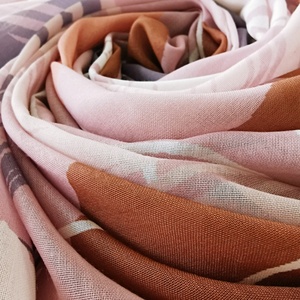 Thời Trang Cotton Linen Voile Khăn Mềm Phụ Nữ Hijab Vuông 115X115 Voile Cao Cấp Tudung Bawal In - Product Image 3