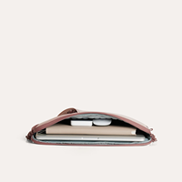 Housse d'ordinateur portable rose personnalisable avec logo, sac organisateur pour ordinateur portable en gros avec poche avant, fermeture éclair et design fin pour un transport léger