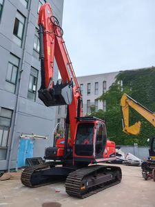Excavadora hidráulica de cadenas Doosan DX225 de segunda mano, excavadora usada de tamaño mediano para canteras y construcción de carreteras - Product Image 4