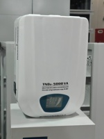 Stabilisateur de tension automatique mural TND-2000VA/2KVA pour bureau/maison en stock