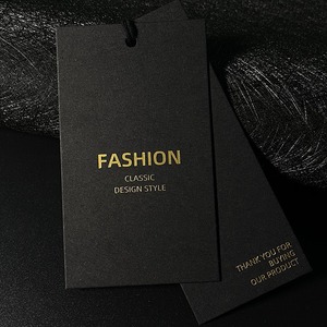 <span class=keywords><strong>Etiquetas</strong></span> de papel reciclado de lujo <span class=keywords><strong>personalizadas</strong></span> para ropa, <span class=keywords><strong>etiquetas</strong></span> colgantes de cartón especiales en relieve para ropa, función de logotipo sostenible - Product Image 3