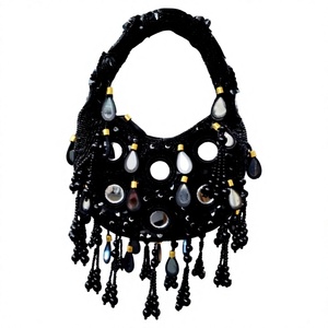 Pochette de soirée demi-lune perlée faite main, douce, légère et écologique, avec détails miroir et franges à pompons, pour fêtes et mariages - Product Image 1