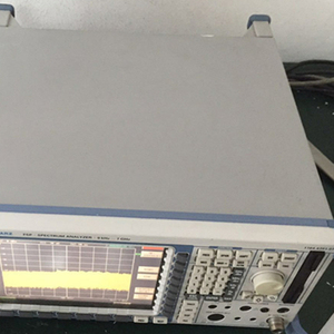 Analyseur de signal Rohde & Schwarz FSIQ26 26G d'occasion, 20Hz-26GHz, résolution 0,01Hz, garantie 1 an, source - Product Image 3