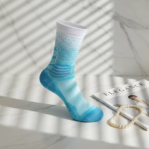 Chaussettes de basketball montantes haut de gamme à dégradé, tricotées, épaissies pour l'été, professionnelles pour la compétition, pratiques et de haute qualité, en gros - Product Image 2