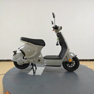 Nouvelle conception cool OEM, <span class=keywords><strong>moto</strong></span> électrique 800W 60V20AH avec batterie au plomb-acide, sportive, deux roues, vitesse maximale 45KM/H, freins à disque avant/arrière - Product Image 1