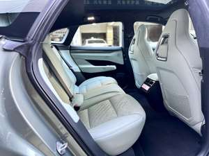 <span class=keywords><strong>Jike</strong></span> 001 2025 WE Version 100 kWh Propulsion arrière 100% électrique 5 portes 5 places Hatchback Voiture électrique chinoise Véhicule électrique - Product Image 6