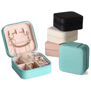กล่องเก็บเครื่องประดับขนาดเล็กแบบพกพาสำหรับเดินทาง กล่องเก็บต่างหู สร้อยคอสำหรับผู้หญิง กล่องจัดระเบียบแหวน กล่องโชว์เครื่องประดับทำจากหนัง PU - Product Image 6