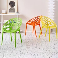 Fabrication en Chine Fauteuil de jardin en plastique design de meubles de style fleuri Chaise d'intérieur d'extérieur