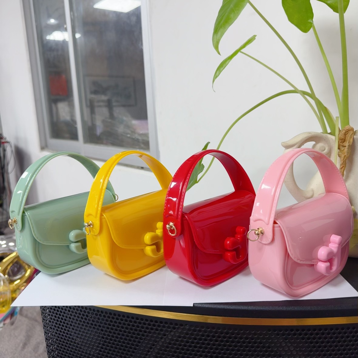 2025 Cross-Border New Hot Selling J Letter Jelly Bag Satchel for