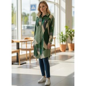 Chemise longue en viscose pour femme grande taille Vetr, imprimé géométrique - Product Image 2