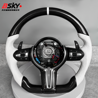 Volant en cuir blanc et fibre de carbone adapté aux BMW F05 F07 F30 F35 F34 F10 F12 F15 F36 F20 F22 F25 F32 E84 E70 E90 E91