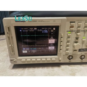 ออสซิลโลสโคป Tektronix TDS694C ออสซิลโลสโคปดิจิตอลแบบเรียลไทม์สี่ช่องสัญญาณ มือสอง xgeqpt - Product Image 1