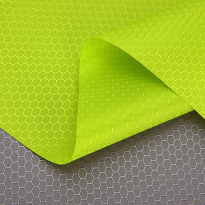TECIDO POLIÉSTER 150D JACQUARD RIPSTOP OXFORD COM REVESTIMENTO EM PU PARA USO EM BOLSAS E CAPAS DE CHUVA - Product Image 6