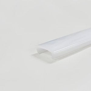 Fabricant professionnel de profilés en <span class=keywords><strong>PVC</strong></span> extrudé anti-UV et résistant à la chaleur pour l'éclairage encastré des bâtiments - Product Image 2