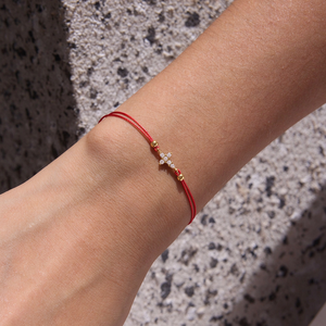 Bracelet fin en fil rouge avec croix pour femme, petit charme croix en zircon, plaqué or, acier inoxydable, réglable, bracelet porte-bonheur rouge - Product Image 2