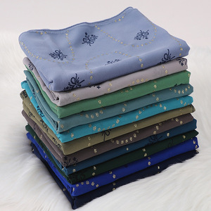 Nueva llegada de lujo estampado Jersey gasa Georgette Hijab para dama musulmana multicolor Jersey burbuja gasa Hijab - Product Image 6