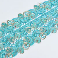 Dentelle en polyester soluble dans l'eau, légère et respirante, au design tendance, à motif teint en fil pour garçons, pour textile de maison, vêtements de nuit et décoration de voiture de mariage