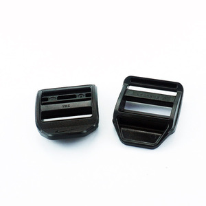 Boucle réglable en plastique Jiuyuan 25 mm noire pour accessoires de sac à dos et de bagages - Product Image 1