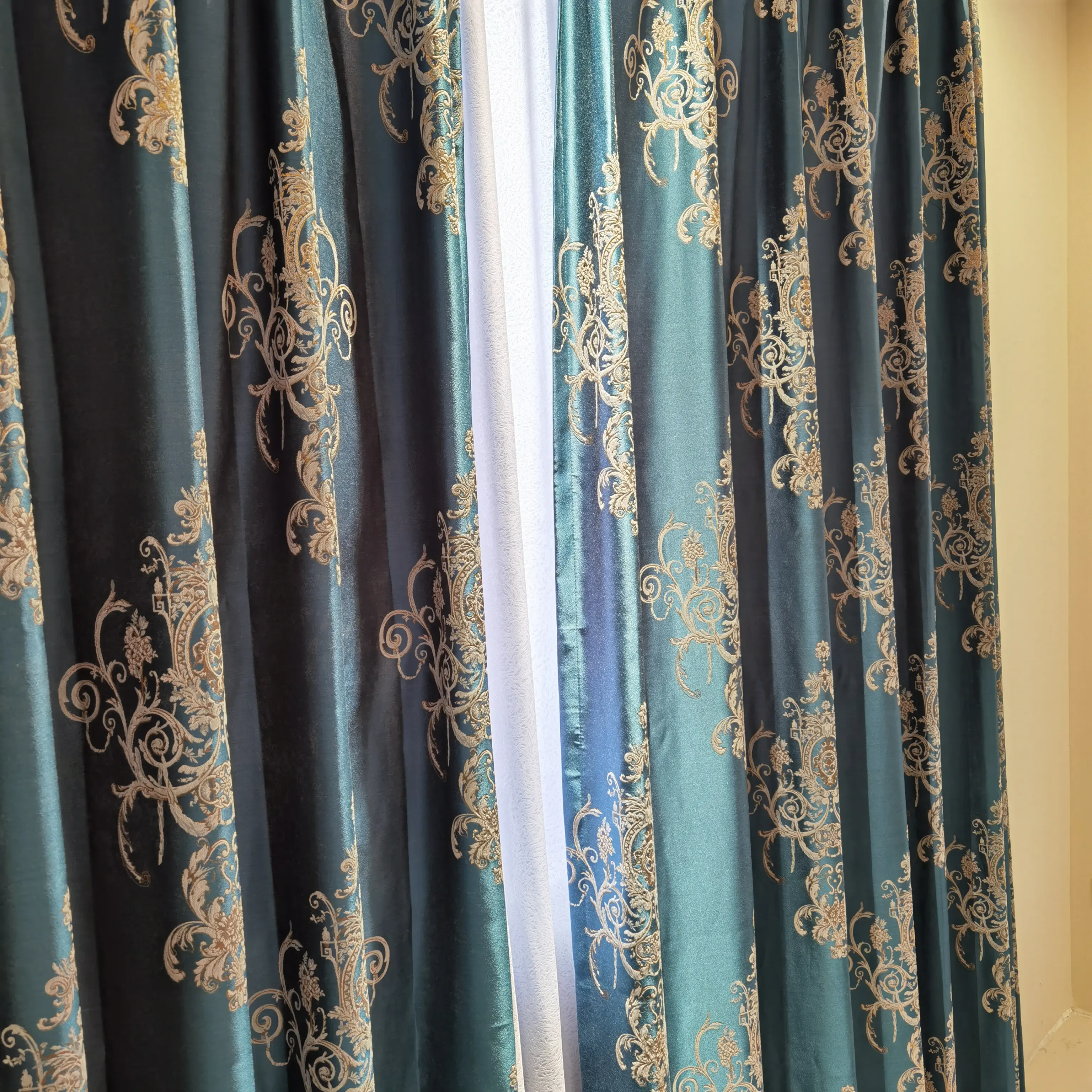 Luxury European Green Vintage Jacquard Curtain for living room