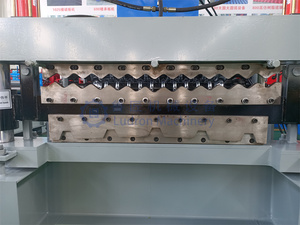 Ligne de production de tôles trapézoïdales de haute précision 686, machine de formage à froid automatique pour toitures métalliques - Product Image 4