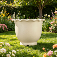 Pot de fleurs en plastique léger imitant un trophée, résistant aux intempéries, pour extérieur