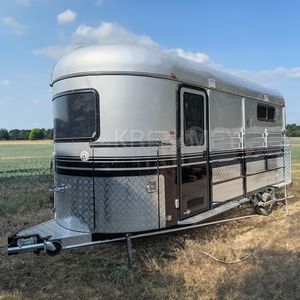 Remorque à chevaux de luxe haut de gamme sur mesure avec armoires intégrées, espace de vie, acier Q235B, 4-6 places, capacité de charge 2000 kg, conduite à gauche - Product Image 6