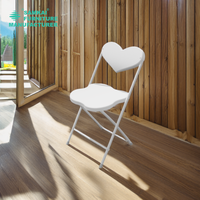 SAMKAI ZDY-F003 événement utiliser amour trèfle à quatre feuilles en plastique chaise pliante banquet location de fête empilable forte couleur porteuse