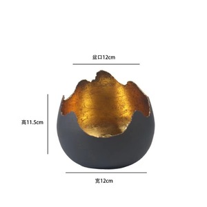 Egg <b>Shaped</b> Iron Candle Holder Black Gold Interior Heat Resistant Home Decoration Candlestick for <b>Block</b> Candles - Product Image 4