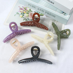 Pinza <span class=keywords><strong>de</strong></span> Pelo <span class=keywords><strong>de</strong></span> Lujo para Mujer, Clip para el Cabello Trasero <span class=keywords><strong>de</strong></span> la Cabeza, Pinza <span class=keywords><strong>de</strong></span> Garra <span class=keywords><strong>de</strong></span> 13CM, Accesorio Sencillo y Elegante para Fijar Moños y Colas <span class=keywords><strong>de</strong></span> <span class=keywords><strong>Caballo</strong></span>, Ideal para Fiestas - Product Image 1