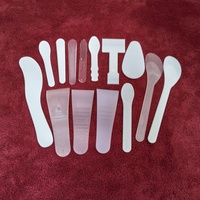 Vente en gros de grattoir d'épilation en plastique blanc pp 7cm outils de beauté personnalisés spatule d'épilation en plastique