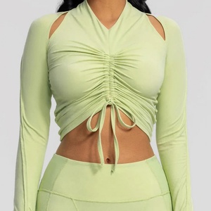 Conjunto Deportivo de Yoga y Pilates para Mujer, Top Corto con Mangas Largas y Cordón Ajustable, Pantalones Cortos Plisados, Spandex/Nylon - Product Image 3