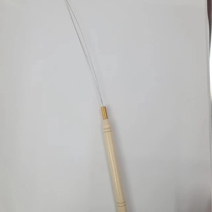 Aguja con mango de madera para extensiones de cabello con punta de lengüeta 2023 - Product Image 4