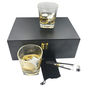 Estante <span class=keywords><strong>de</strong></span> madera reutilizable con forma <span class=keywords><strong>de</strong></span> Granada para whisky, caja <span class=keywords><strong>de</strong></span> madera negra <span class=keywords><strong>de</strong></span> alta calidad con piedras, cubo <span class=keywords><strong>de</strong></span> hielo, juego <span class=keywords><strong>de</strong></span> regalo con <span class=keywords><strong>gafas</strong></span> - Product Image 6