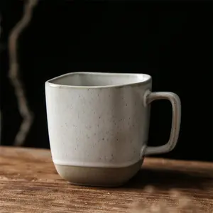 नई डिजाइन अनुकूलित विंटेज पत्थर के पात्र सिरेमिक अद्वितीय थोक अनाज चाय कॉफी मग और कप के साथ संभाल