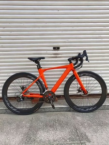 Bicicleta de Carretera de Aluminio de Alto Rendimiento, 27 Velocidades, 700C, Frenos de Disco Dobles, Llantas de Aleación de Aluminio de Doble Capa - Product Image 2