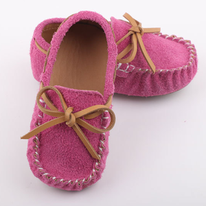 Zapatos de Gamuza Personalizados con Suela Flexible para Niños Pequeños, Bebés y Niñas - Product Image 2