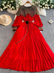 ชุดราตรีประดับหรูหรา: ชุดเดรสแขนยาวประดับไข่มุกเลื่อมและกระโปรงเต็มเอว - Product Image 2