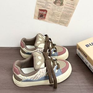 Zapatillas Blancas de Plataforma Estilo K, Diseño Clásico y Versátil, Calzado Deportivo Informal y Cómodo para Estudiantes - Product Image 4