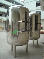 Réservoir de stockage d'eau en acier inoxydable 316 5000 litres Réservoir sous pression de 2000 litres Réservoir en acier au carbone de 10000 gallons Moteur de filtration PLC